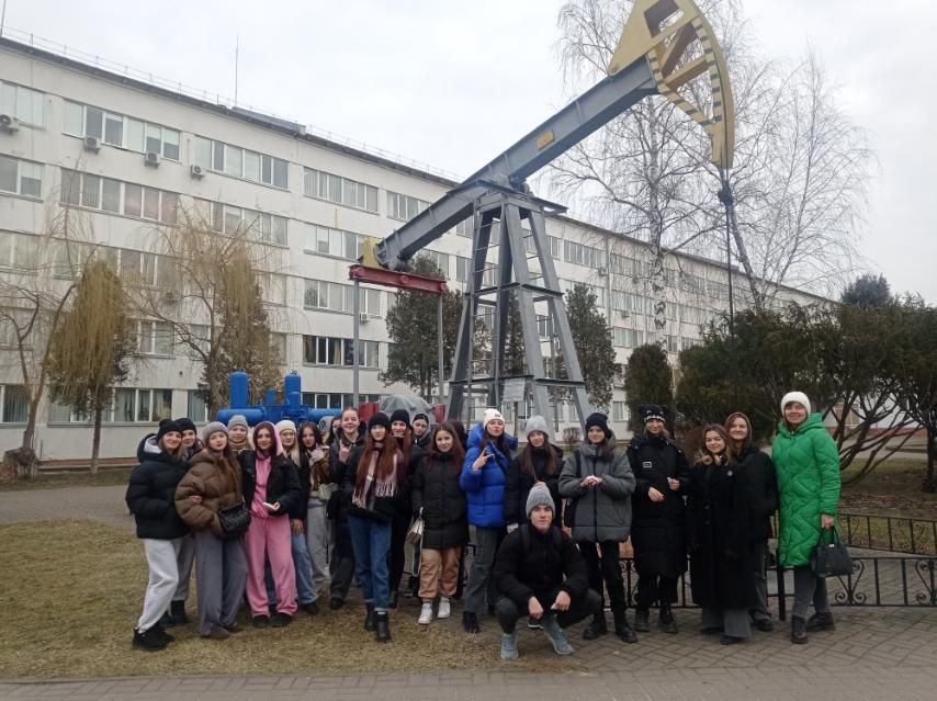 КАМ’ЯНА ДОСКОНАЛІСТЬ